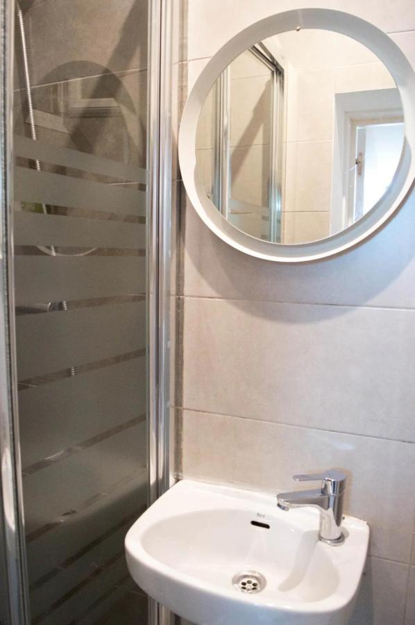 Estudio Cerca De Anton Martin 4Pax Apartment Madrid Exterior photo